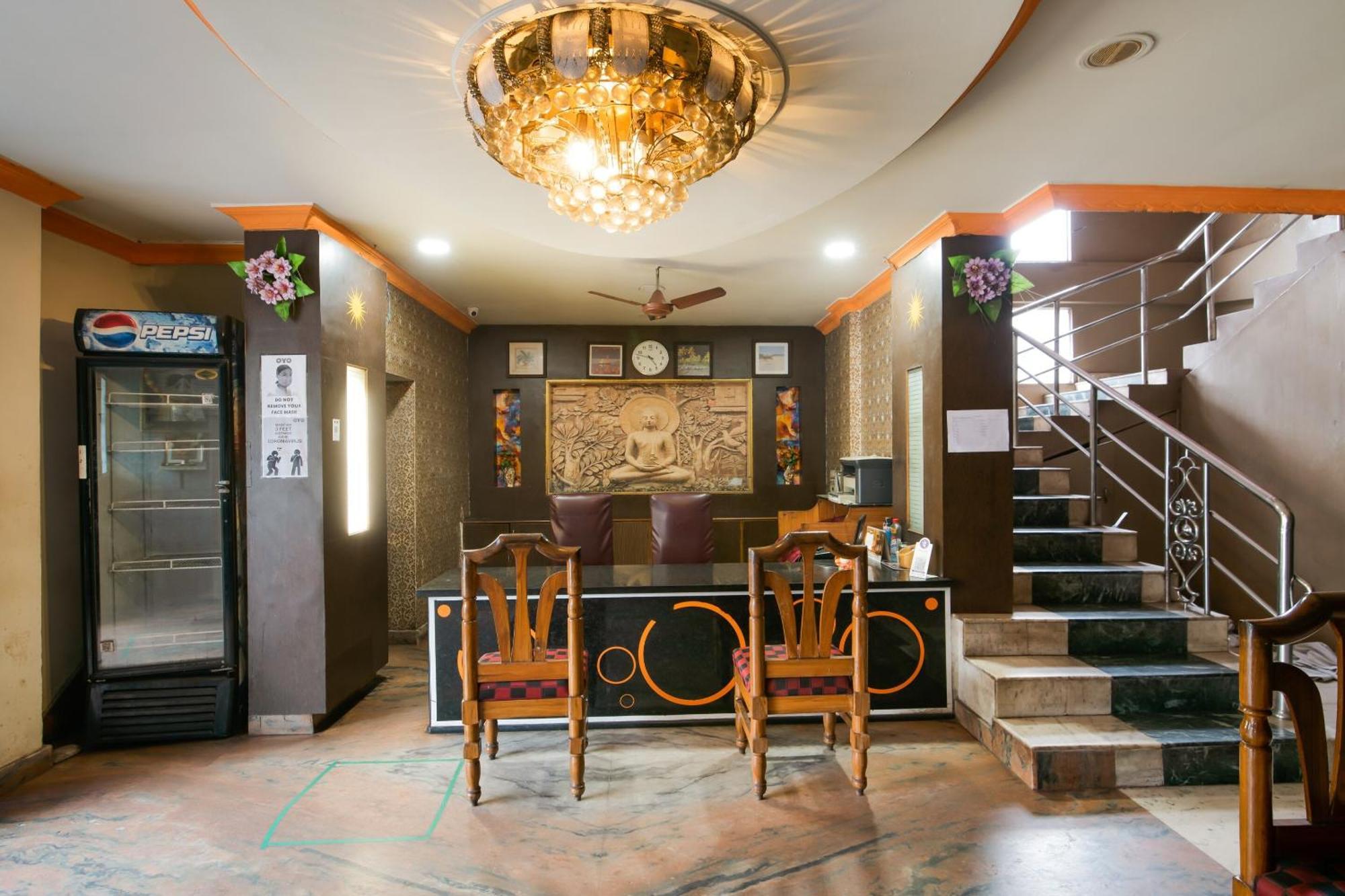 Spot On Hotel Manikanta Residency Višákhapatnam Exteriér fotografie
